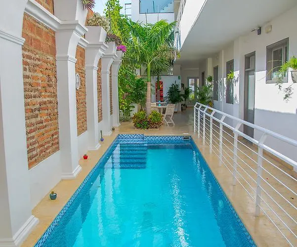 El Cactus Luxury Apartments In Historic Center
