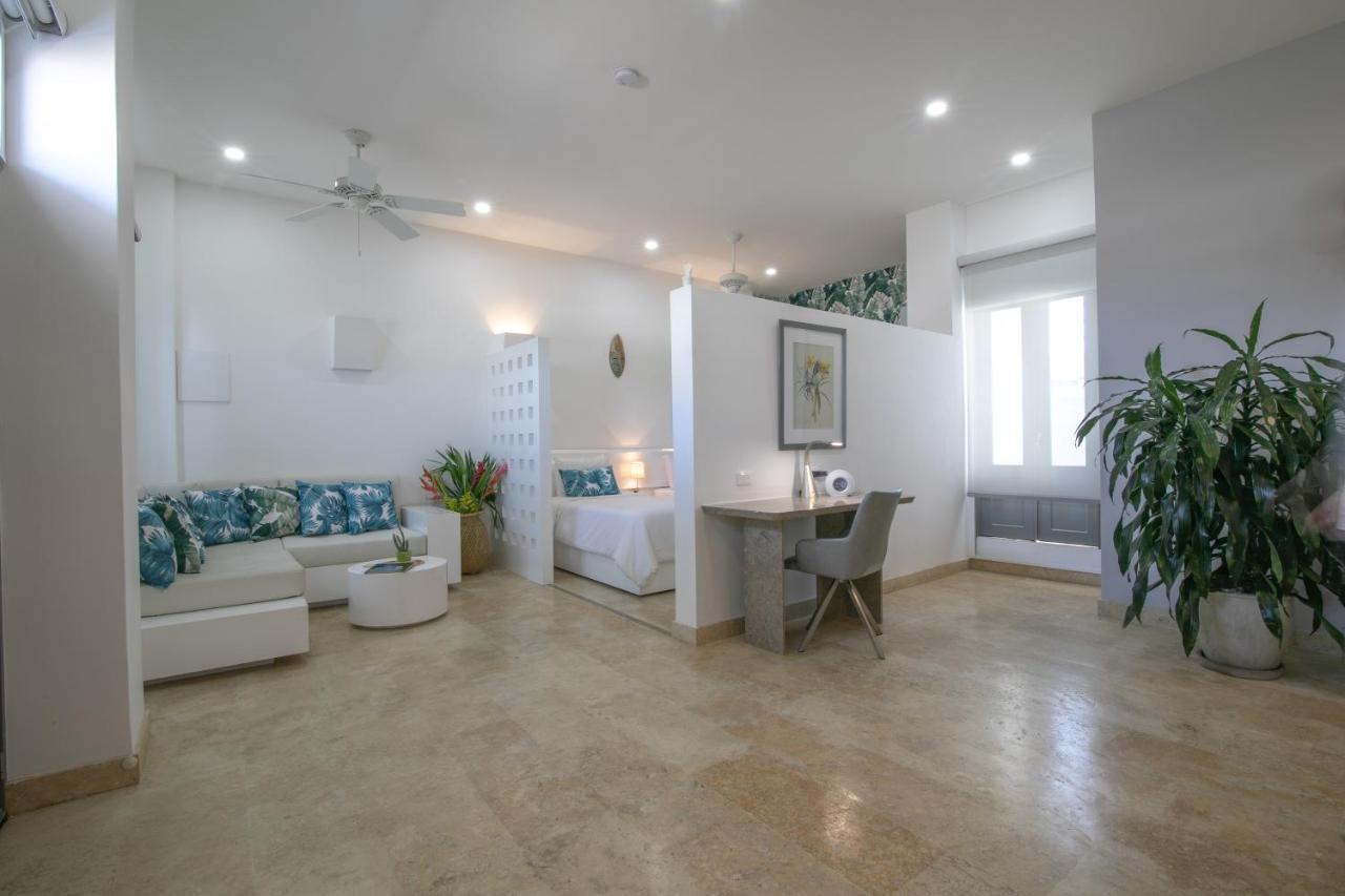 Apartahotel El Cactus Luxury In Historic Center 4*